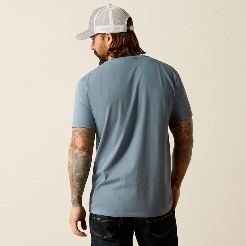 Ariat Mns Rocky Peak SS Tee Light Denim