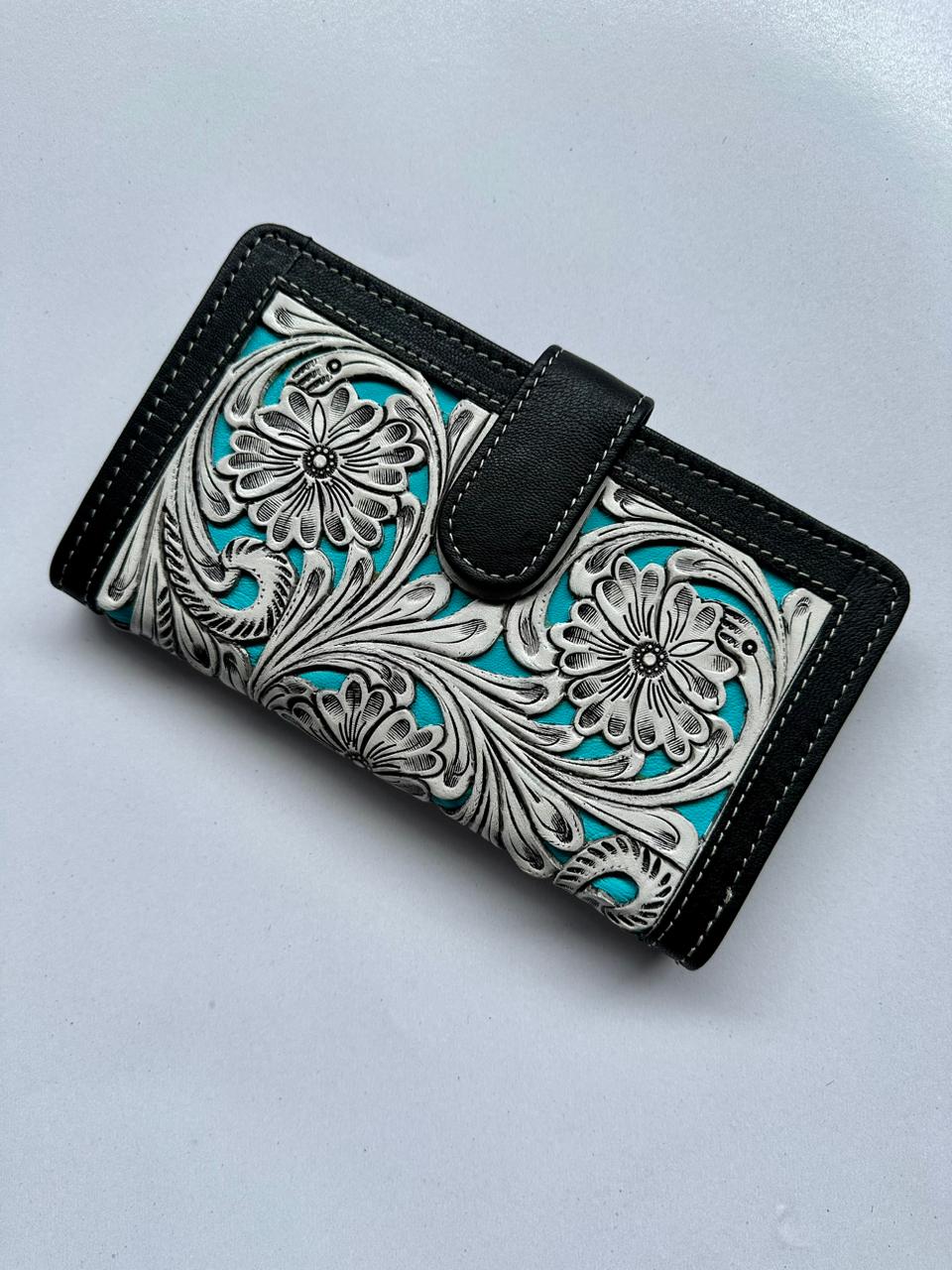 Online classic KNOT wallet - turquoise leather