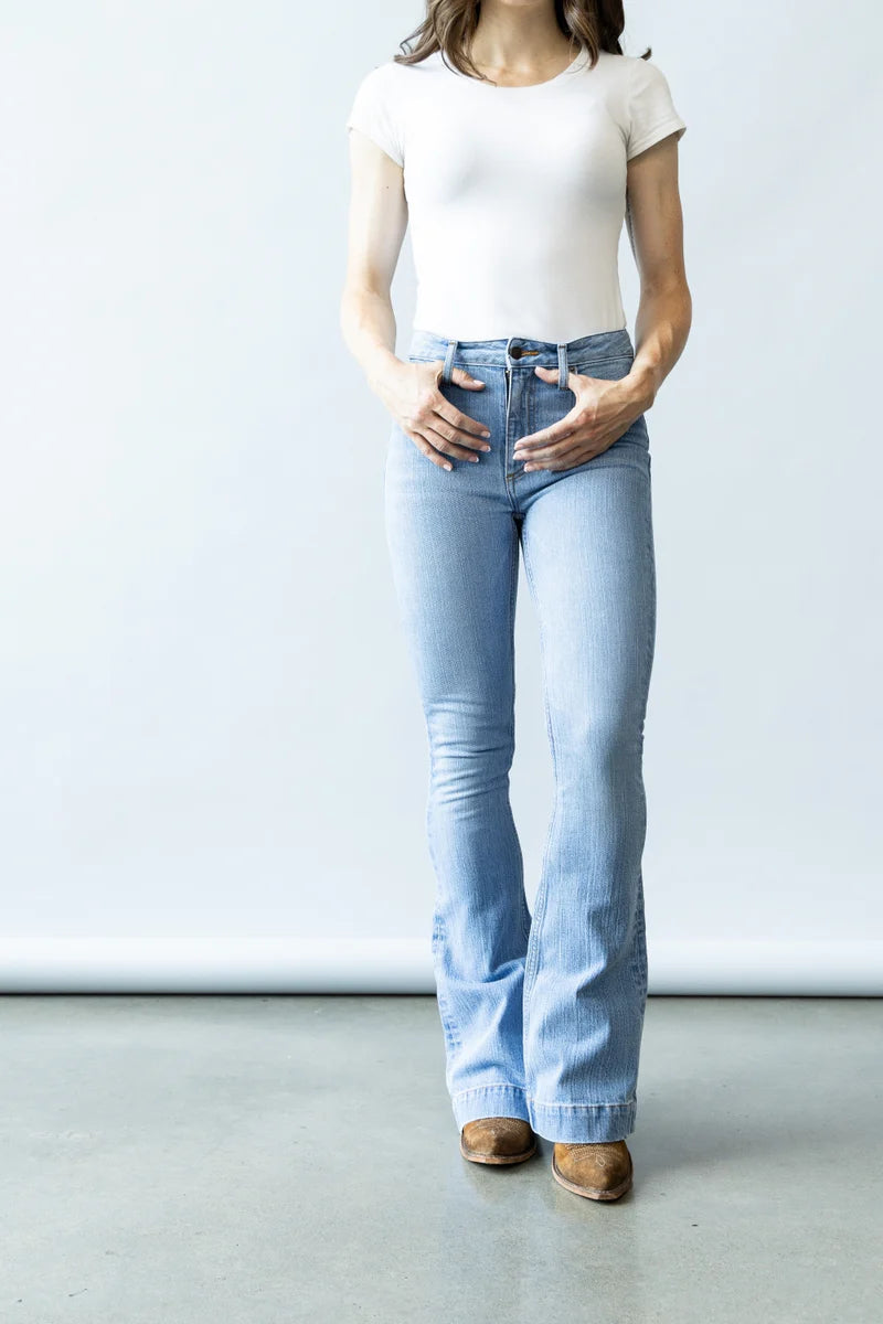 Kimes Ranch Wmns Jennifer Light Wash Jeans